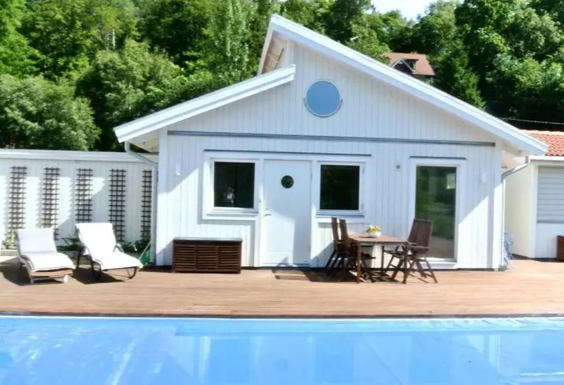 ペンション Room By Water