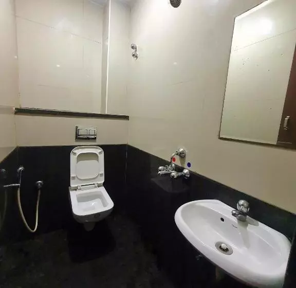 هاستل Bhimas Inn  Puratchi Thalaivar Dr M G Ramachandran Central Railway Station Chennai