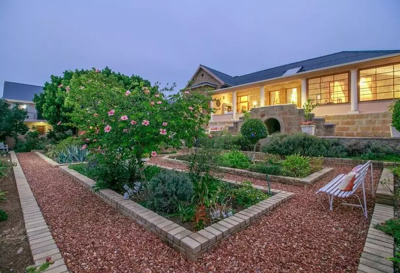 Majatalo Betty S Boutique