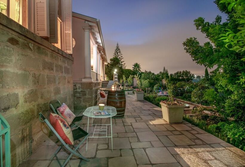 膳宿费 Betty S Boutique