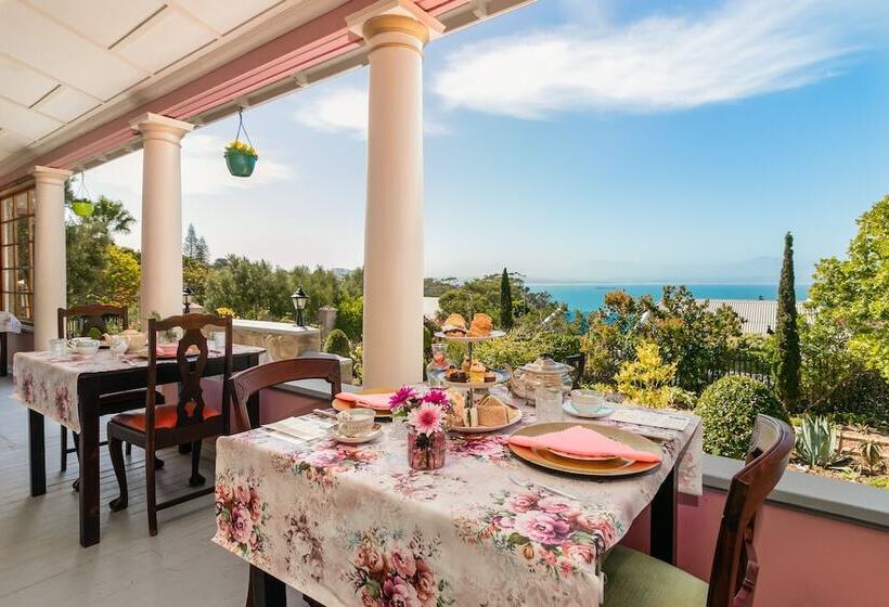 膳宿费 Betty S Boutique