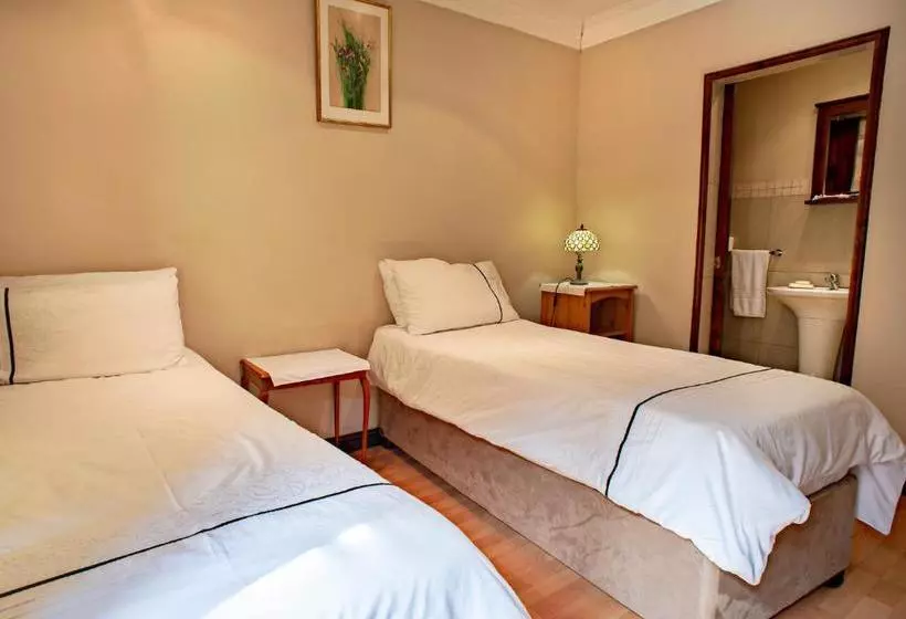 Majatalo Ekhaya Guest House