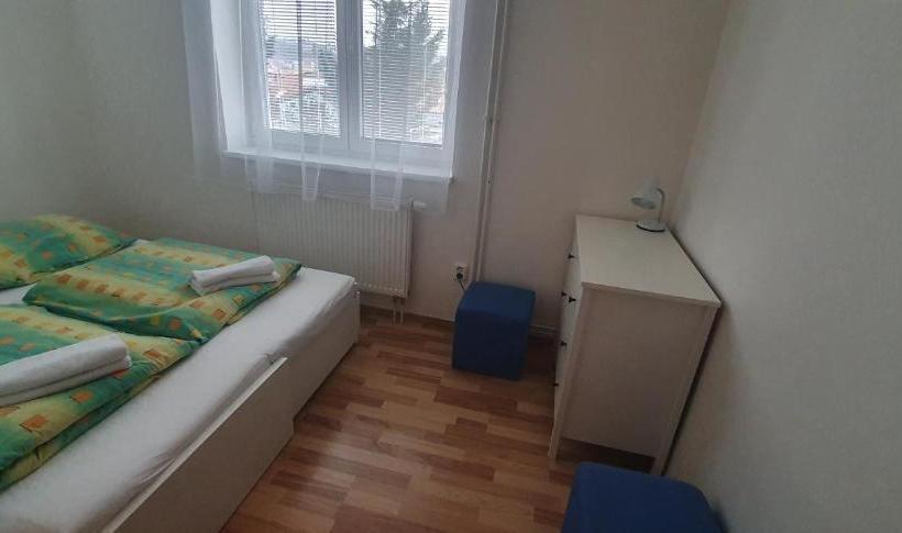 פנסיון Pod Vinicí