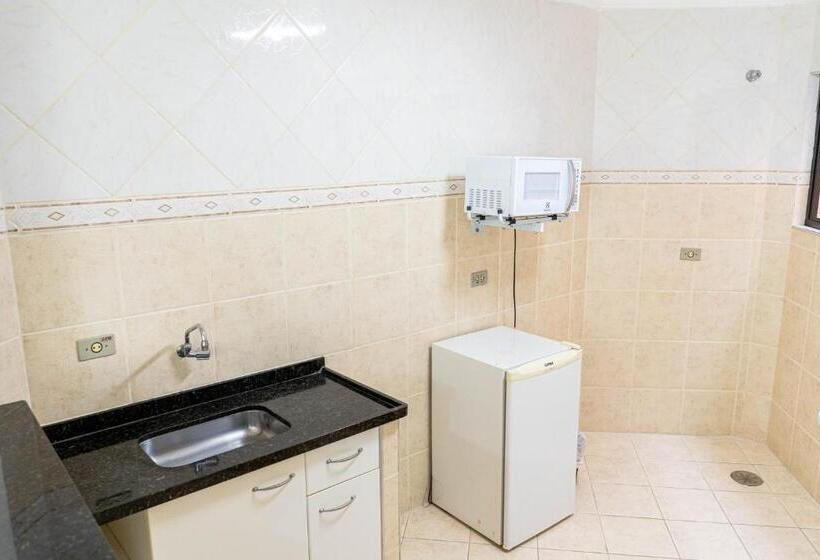 הוסטל Bella Casa Flat Service