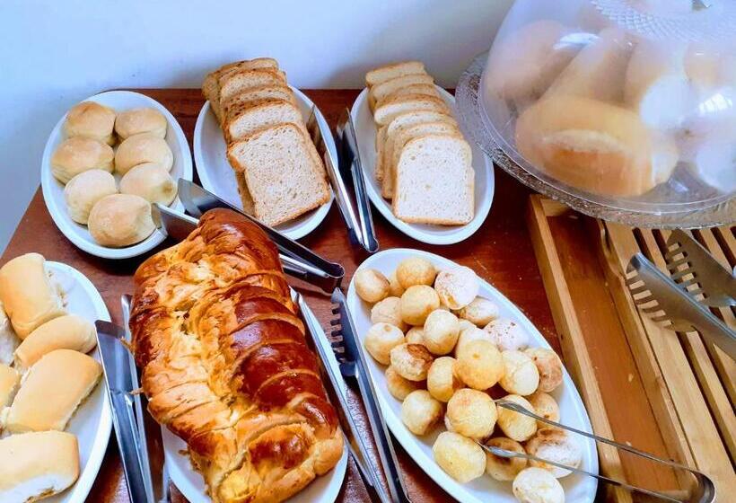 הוסטל Bella Casa Flat Service