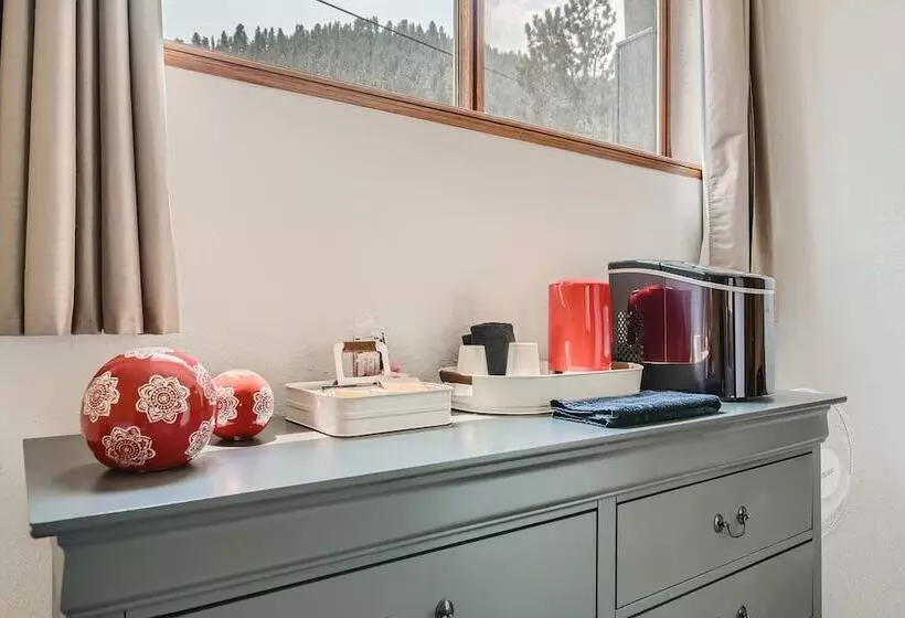 モーテル Uplift Inn