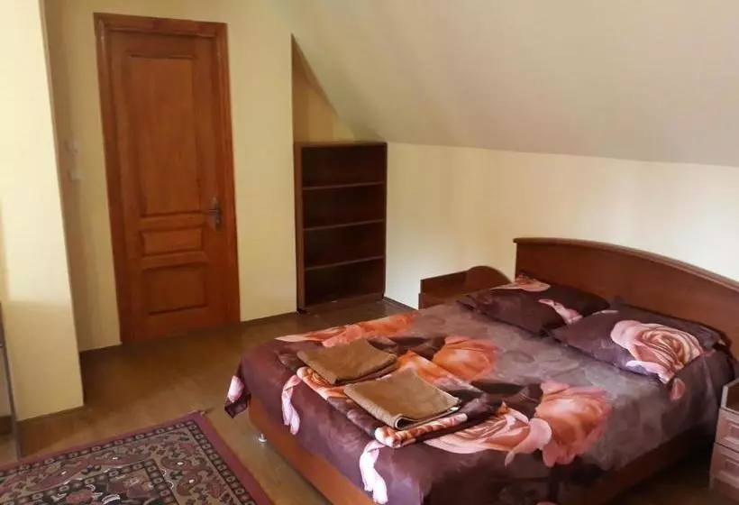 پانسیون Guest House Rusalka