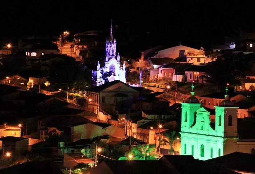 ペンション Pousada Villa Parahytinga