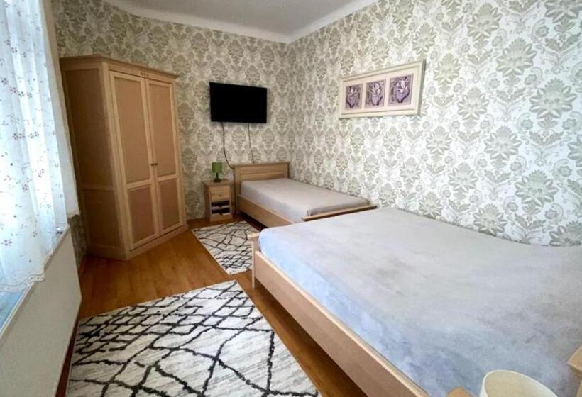 فندق Fehérház Alkalmi Szálló