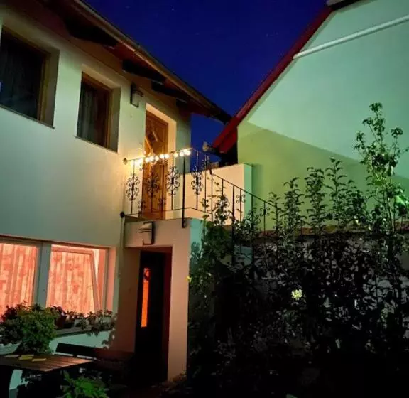 Hotelli Fehérház Alkalmi Szálló