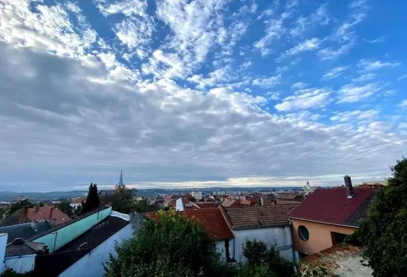 Hotelli Fehérház Alkalmi Szálló