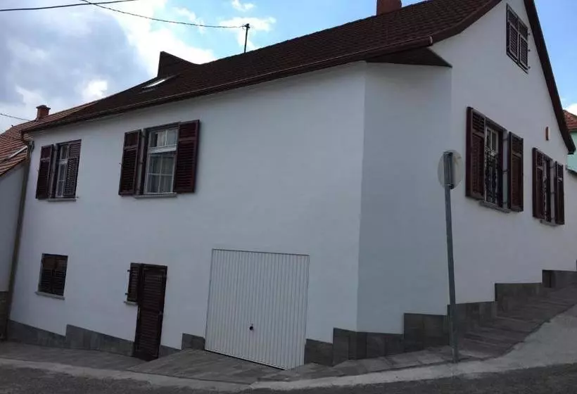 Hotelli Fehérház Alkalmi Szálló