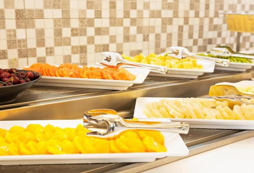 ホテル Sunprime Protaras Beach   Adults Only