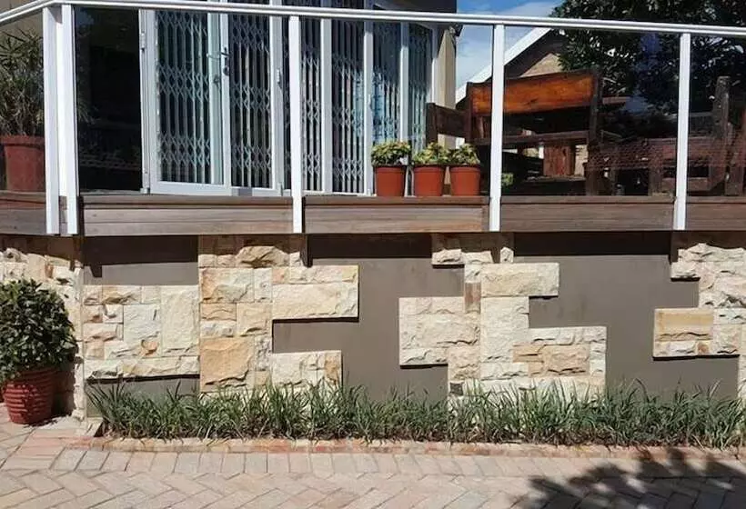 Majatalo Hillscapes Guesthouse