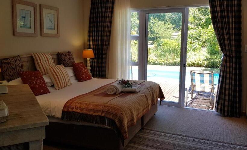 Pension Hillscapes Guesthouse