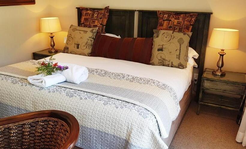 Pension Hillscapes Guesthouse