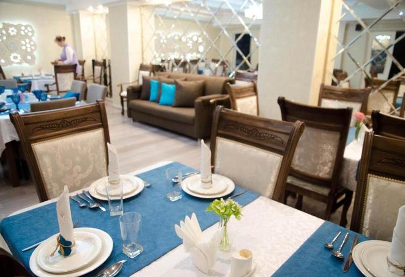 پانسیون Luxury House