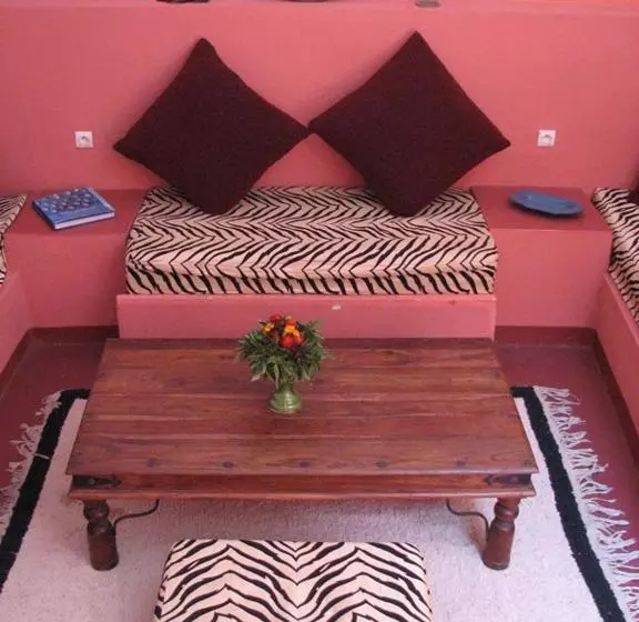 پانسیون Maison Xanadu