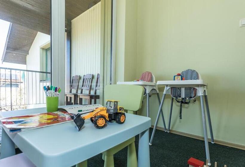 پانسیون Medziotoju Kiemelis