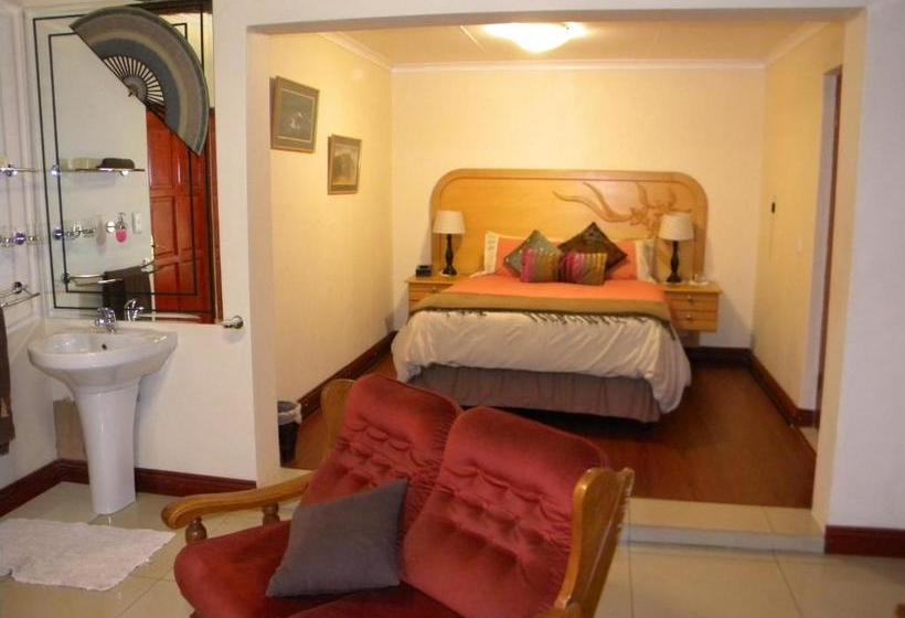 Pensió Ruimsig Golf View Manor And Conference Centre