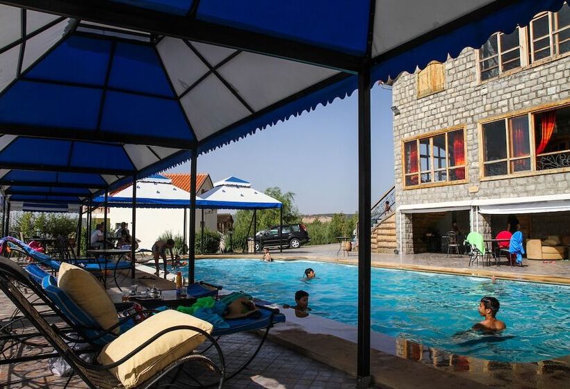 هاستل La Pommeraie D Ifrane