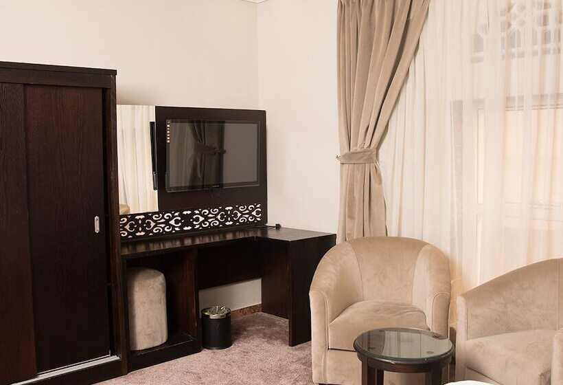 City Center Plaza Apart