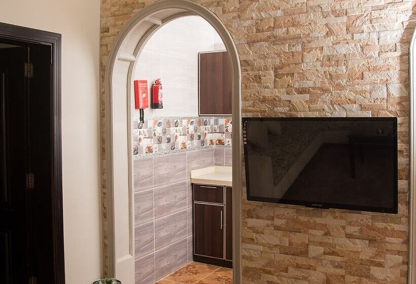 City Center Plaza Apart