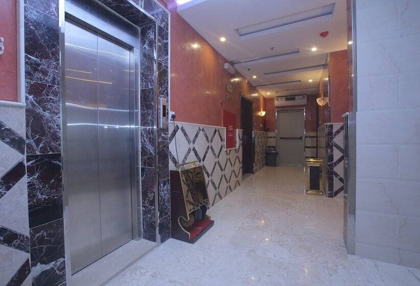 City Center Plaza Apart