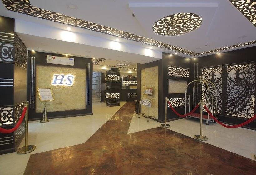 City Center Plaza Apart