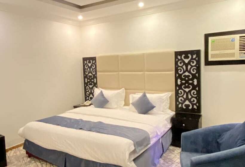 City Center Plaza Apart