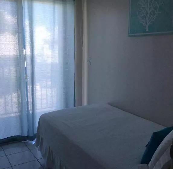 Island Club Turks & Grace Bay Place