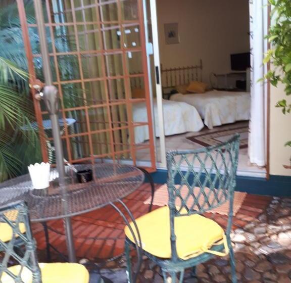 膳宿费 A La Fugue