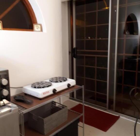 膳宿费 A La Fugue