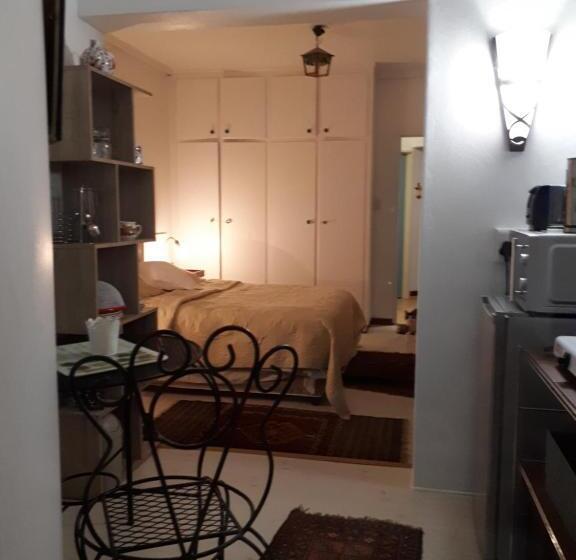 膳宿费 A La Fugue