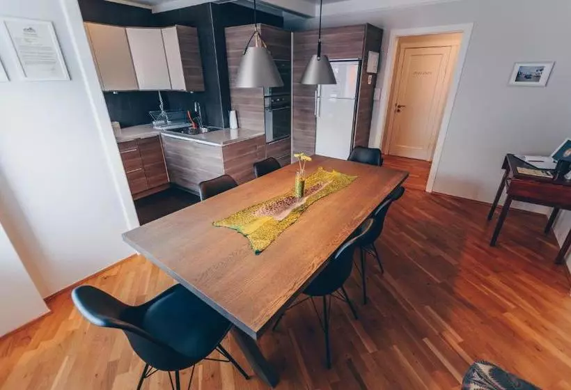 پانسیون Drangey Gistiheimili