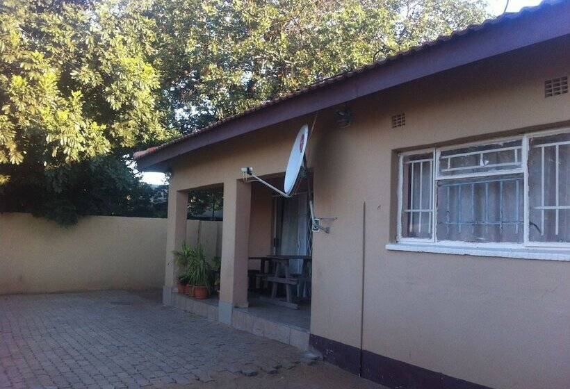 پانسیون Plateau Guest House