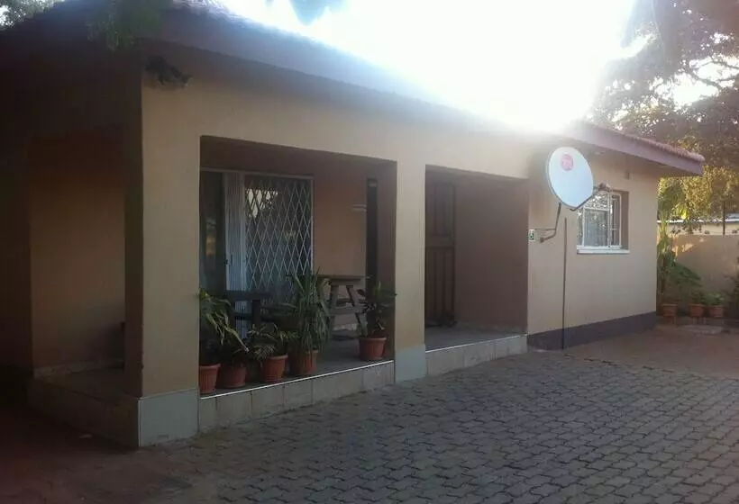 پانسیون Plateau Guest House