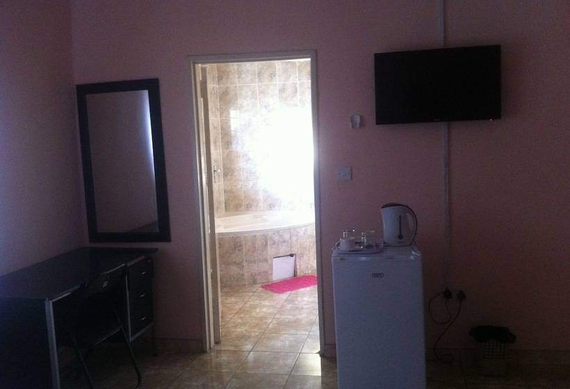 پانسیون Plateau Guest House