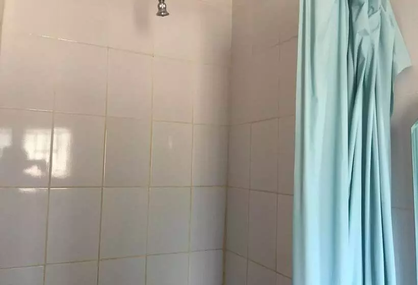 پانسیون Plateau Guest House