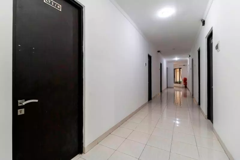 Majatalo Reddoorz Plus Near Trisakti University