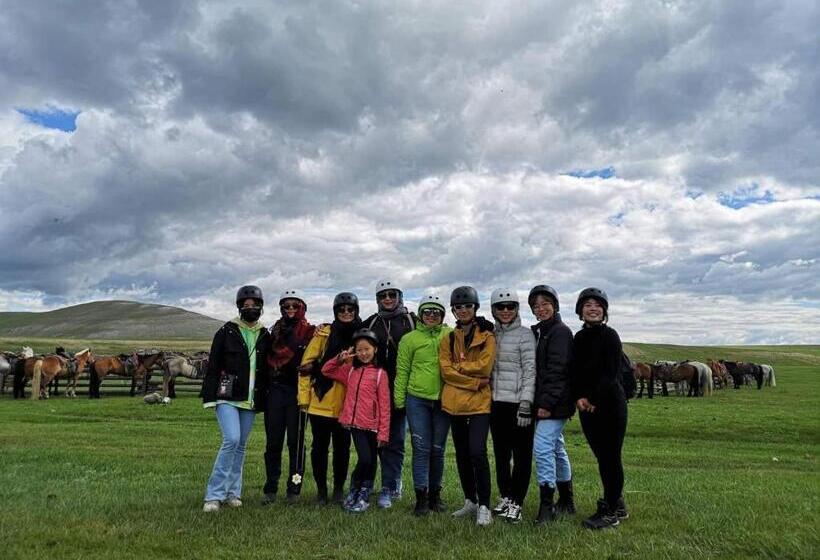 بنسيون Vast Mongolia Tour & Hostel