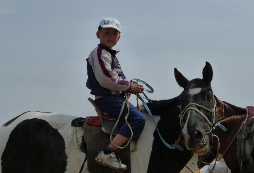 بنسيون Vast Mongolia Tour & Hostel