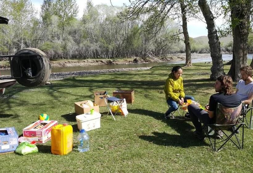 بنسيون Vast Mongolia Tour & Hostel