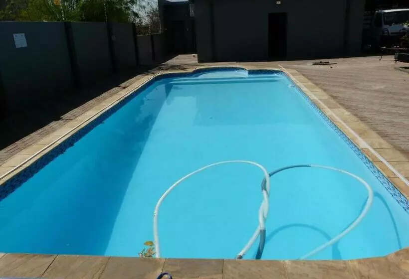 پانسیون World Sossego Guest House