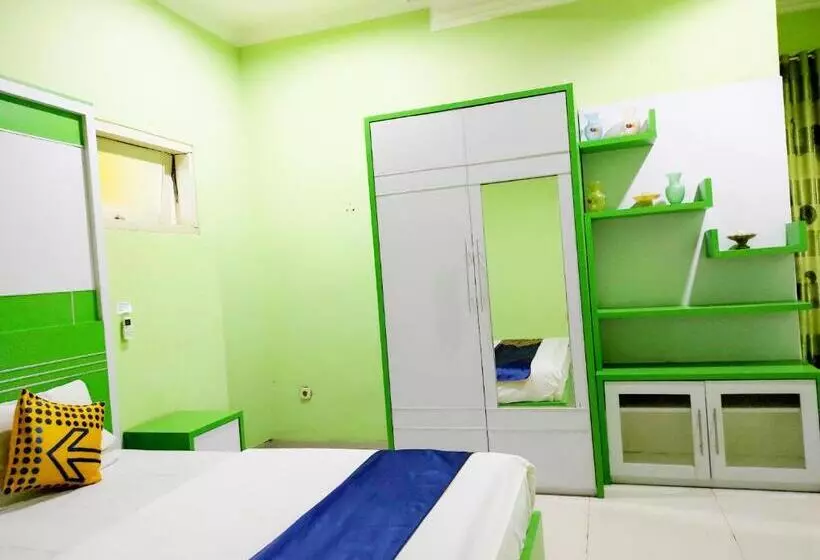 ペンション Radio Backpacker Guesthouse