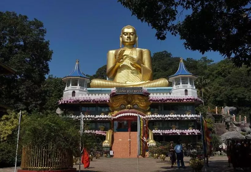 پانسیون The Green Village Dambulla