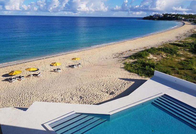 Turtle's Nest Beach Resort