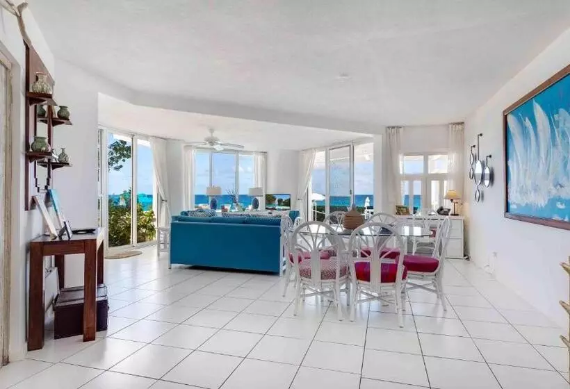 Turtle's Nest Beach Resort