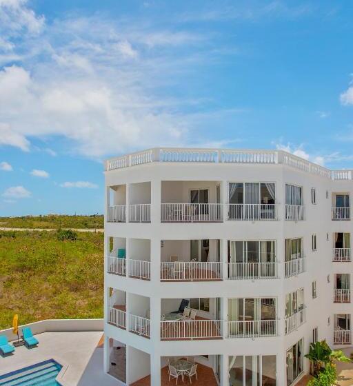 Turtle's Nest Beach Resort