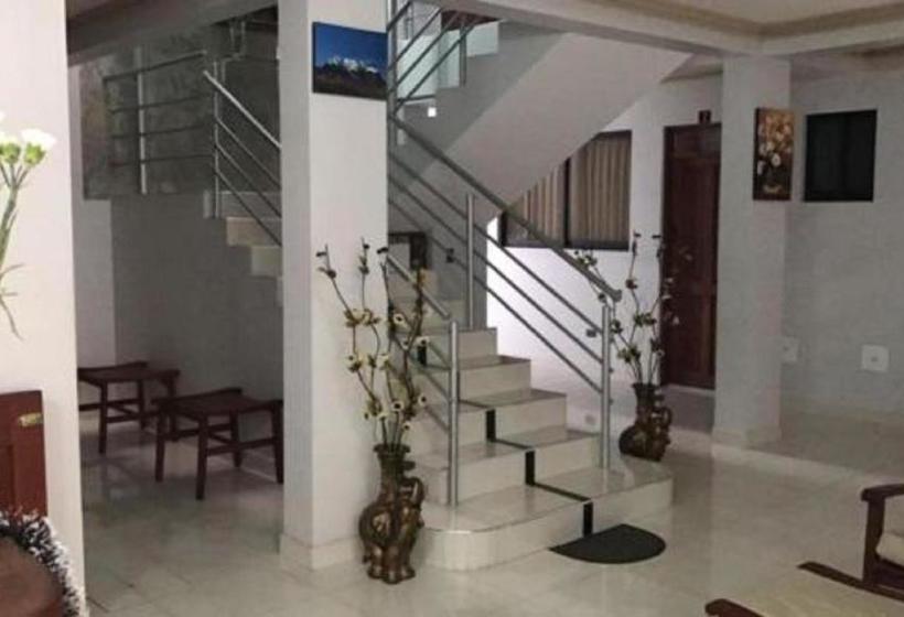 هاستل Hostal Jem